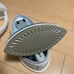 Panasonic コードレススチームアイロン NI-WL401の画像