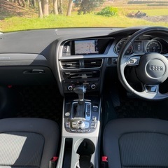 ⭕️クレジット決済OK⭕️◆車検R8年6月◆H25年アウディA4◆走行8.1万キロ◆4WD◆純正ナビ◆の画像