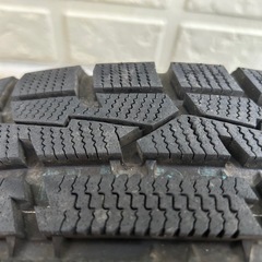 スタッドレスタイヤ TOYO GARIT GIZ　185/70R14 ホイール付きの画像