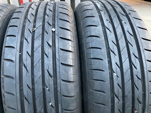 205/60R16ラジアルタイヤ
付きホイール４本　ノア、ヴォクシー、ステップワゴン等　ランクC