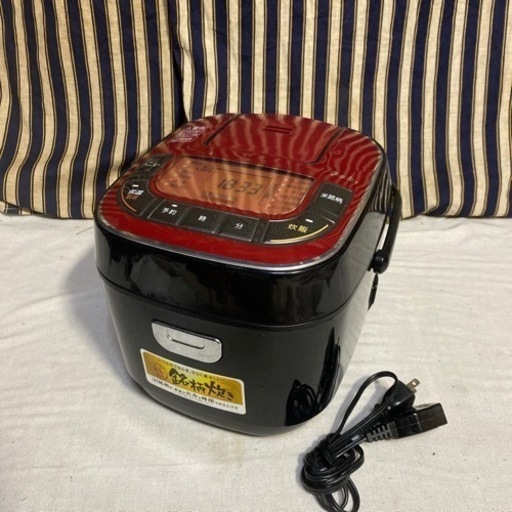 【T3】アイリス　マイコン炊飯器　KRC-MC30-B 3合炊き 2019年製