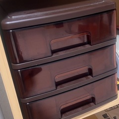 小物収納 brownの画像