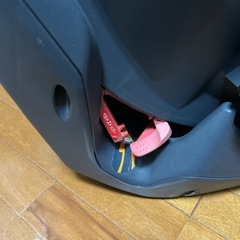 AILEBEBE エールベベ　スイングムーンリクライニング付きチャイルドシートの画像
