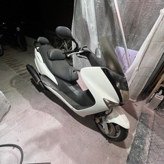岐阜 マジェスティ125  コマジェ レストアベース 