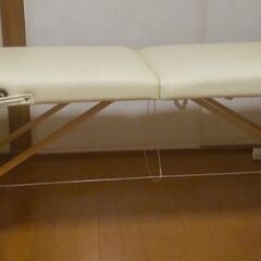 整体、エステ、マッサージ折りたたみベッドの画像