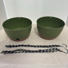 【新品未使用】2個入りハンギングプランター ハンギングバスケット 吊り鉢 屋外の屋内植物DIYの装飾に適しています (20*12.5cm, 緑)の画像