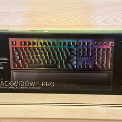 Razer BlackWidow V3 Yellow Switch ゲーミングキーボード メカニカル イエロー軸 Chroma RGB 英語配列の画像