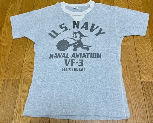 トイズマッコイ　古着　
アメカジ　 US NAVY  Tシャツ Felix サイズＳ