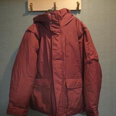 GU active ダウンジャケット　ワインレッド