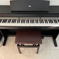 お話し中　KORG 電子ピアノ イス付き　c-340 88鍵盤 