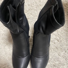 フェイクレザーハイヒールブーツの画像