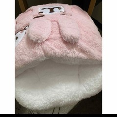 カナヘイ　足を入れられるクッションの画像