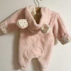 クロワッサンズベベ　ボアジャンプスーツ　うさ耳　　60〜70の画像