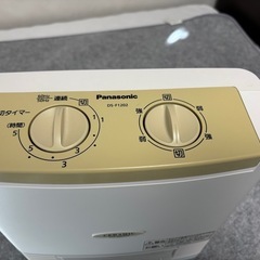 セラミックファンヒーターの画像