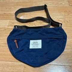 SOLEILショルダーバッグ