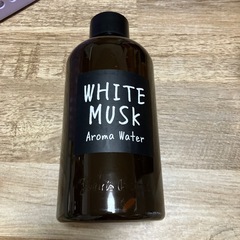 加湿器　アロマウォーター　ホワイトムスク