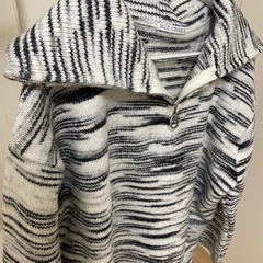 ゼブラ柄ハーフジップニットの画像