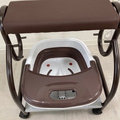 フットカート フットバス ネイルサロン の画像