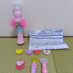 トロピカルージュプリキュアの変身パクトセットとハートルージュロッドの画像