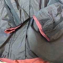 adidas ウィンドブレーカーの画像