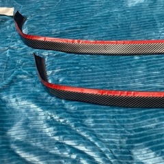 カーボン仕様、ウイングフロント、リアスポイラー。