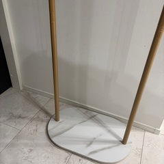 ハンガーラックの画像
