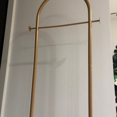 ハンガーラックの画像