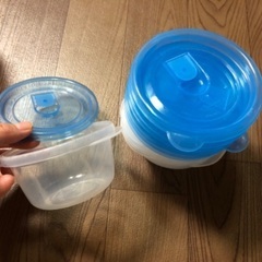 ジップロックのタッパー2人用鍋の画像