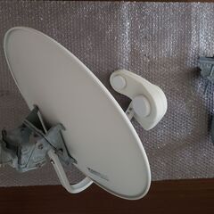 美品 スカパー マルチ衛星アンテナ SP-AM400M BS・110度CS 124/128度CSの画像