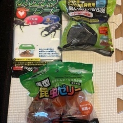 昆虫飼育用グッズ