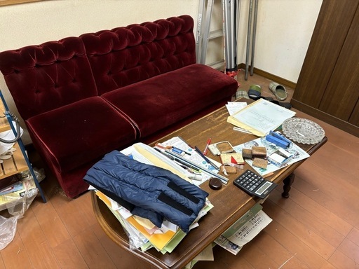 チェアーとテーブルになります