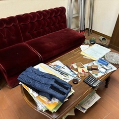 チェアーとテーブルになります