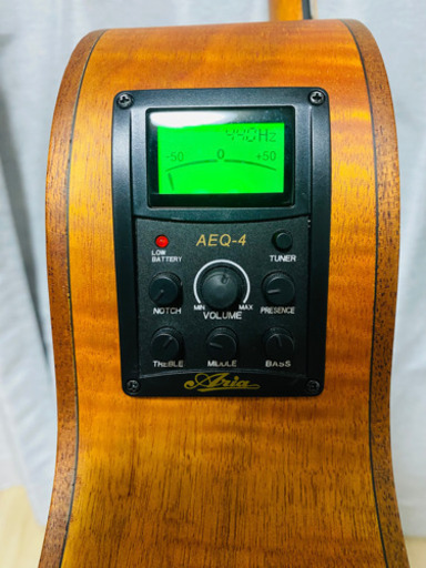 エレアコ Fホール&限定生産カラー