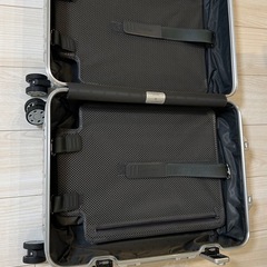 【ほぼ新品】RIMOWAオリジナルキャビン35Lの画像