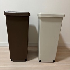 キャスター付ゴミ箱2個セットの画像