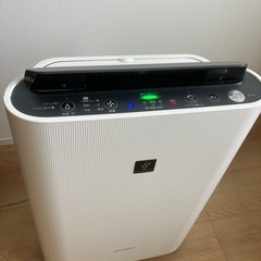 SHARP 加湿空気清浄機  型番　KC-F40-W　 シャープ PM2.5対応 プラズマクラスター7000の画像