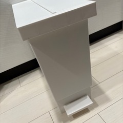 【取引決定】30Lゴミ箱（ニトリ）の画像