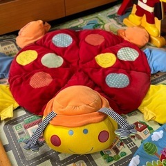 フランス製 プレイマット　てんとう虫　可愛いマット　赤ちゃん　マット　