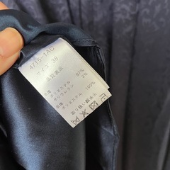 パーティードレス（紺）、ショール（白）の画像