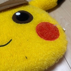 ピカチュウ クッション ぬいぐるみ ビッグの画像