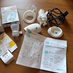 ピジョン　電動さく乳器とフリーザーパックのセットの画像