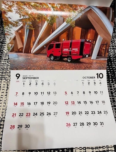 2025年限定カレンダー モリタ 消防車 はしご車 壁掛け カレンダー塗り絵MORITA (もりちゃん)  和泉大宮のその他の中古あげます・譲ります｜ジモティーで不用品の処分 東京の消防自動車　2025カレンダー