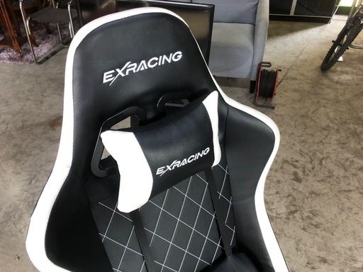 太子町太田倉庫✨ EXRACING ゲーミングチェア ブラック×ホワイト 太子町太田倉庫✨ EXRACING ゲーミングチェア ブラック×ホワイト