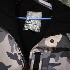 迷彩起毛ジャンパーの画像