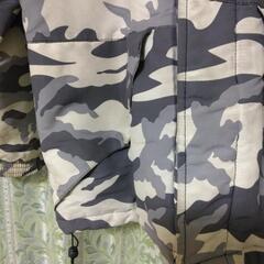 迷彩起毛ジャンパーの画像