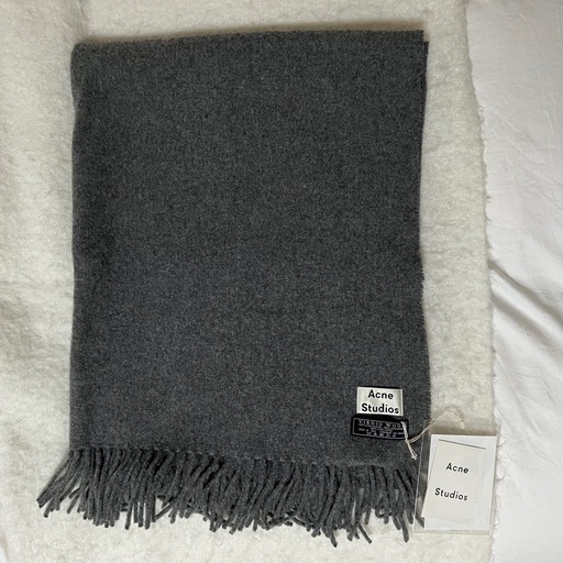 新品•未使用品✨ Acne Studios グレー ストール フリンジ付き