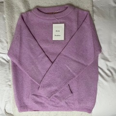新品•未使用品✨ Acne Studios ラベンダー クルーネックセーターの画像