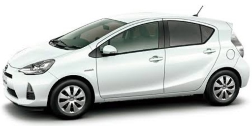 トヨタ アクア 2013年式 中古車