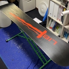 スノボのホットワックス代行致します。