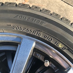 スタッドレスタイヤ　ホイール付4本セットの画像